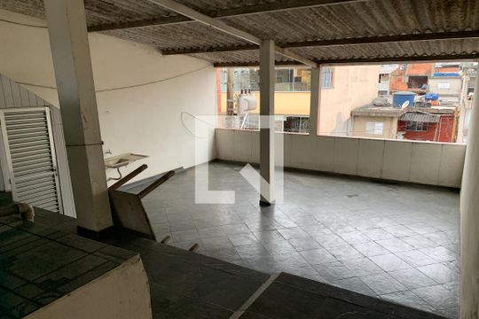 Terraço de casa à venda com 4 quartos, 322m² em Jardim Primeiro de Maio (chácara Fazendinha), Osasco
