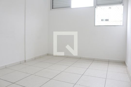 Sala/Quarto de kitnet/studio para alugar com 1 quarto, 15m² em Itararé, São Vicente