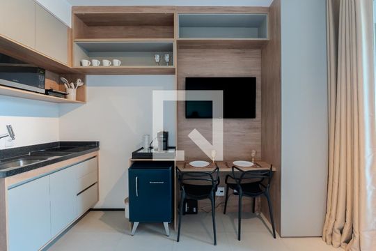 Studio de kitnet/studio para alugar com 1 quarto, 28m² em Perdizes, São Paulo