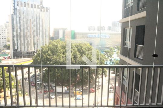 Varanda de kitnet/studio à venda com 1 quarto, 28m² em Perdizes, São Paulo
