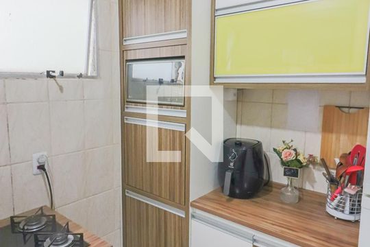 Cozinha de apartamento à venda com 2 quartos, 61m² em Jardim Jaqueline, São Paulo