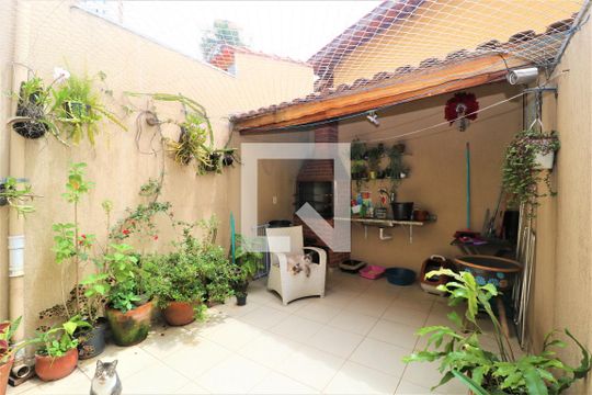 Quintal de casa à venda com 3 quartos, 159m² em Vila Prado, São Paulo