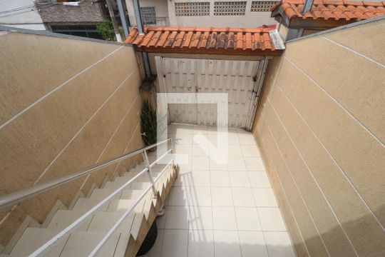 Garagem de casa à venda com 3 quartos, 159m² em Vila Prado, São Paulo