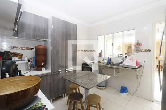 Cozinha de casa à venda com 3 quartos, 159m² em Vila Prado, São Paulo