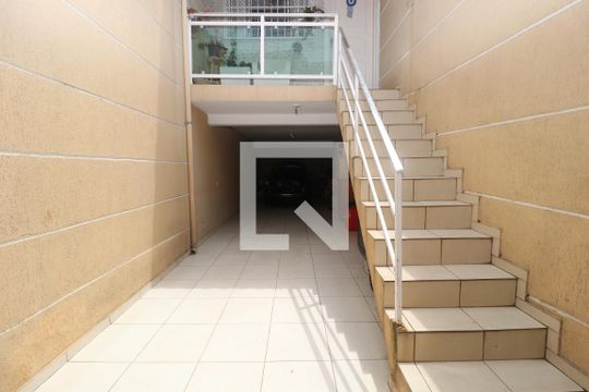 Garagem de casa à venda com 3 quartos, 159m² em Vila Prado, São Paulo