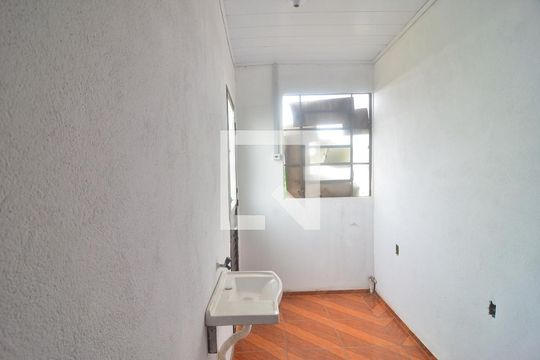 Cozinha de kitnet/studio para alugar com 1 quarto, 24m² em Harmonia, Canoas