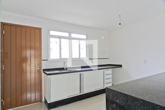 Cozinha de casa de condomínio à venda com 2 quartos, 95m² em Vila Pereira Barreto, São Paulo