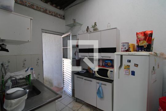 Cozinha de casa para alugar com 3 quartos, 178m² em Vila Inglesa, São Paulo