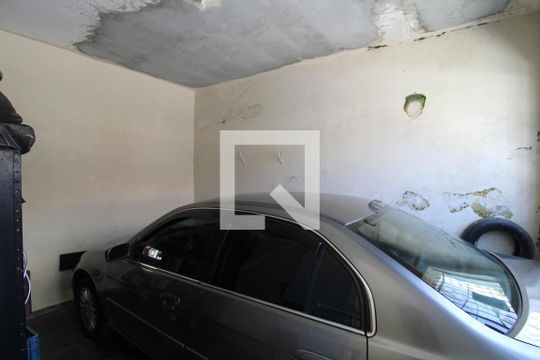 Garagem de casa para alugar com 3 quartos, 178m² em Vila Inglesa, São Paulo
