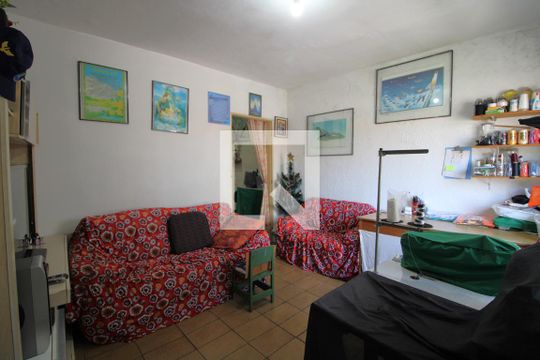 Casa para alugar com 3 quartos, 178m² em Vila Inglesa, São Paulo
