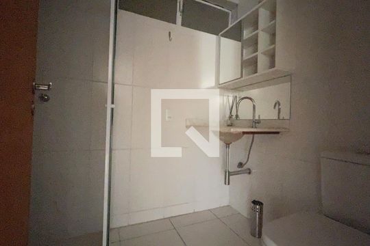 Banheiro Social de apartamento à venda com 2 quartos, 72m² em Sumarezinho, São Paulo