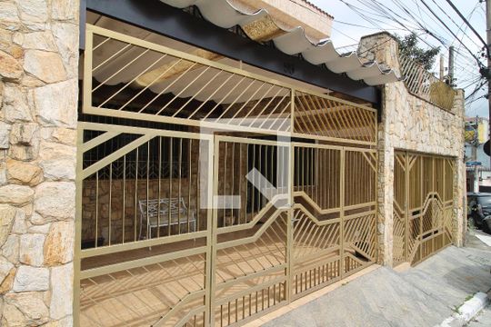 Fachada de casa à venda com 2 quartos, 130m² em Vila Buenos Aires, São Paulo
