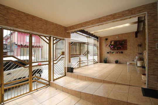 Garagem de casa à venda com 2 quartos, 130m² em Vila Buenos Aires, São Paulo