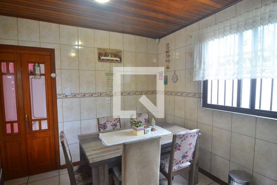 Cozinha de casa à venda com 2 quartos, 150m² em Estância Velha, Canoas