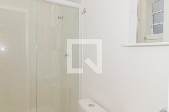 Banheiro de apartamento para alugar com 1 quarto, 35m² em Jardim Japão, São Paulo