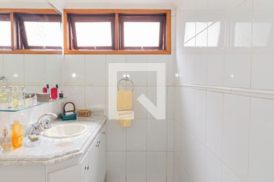 Banheiro da Suíte 1 de casa à venda com 3 quartos, 470m² em Barro Branco (zona Norte), São Paulo
