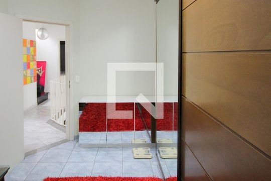 Quarto 3 de casa à venda com 4 quartos, 310m² em Vila Liviero, São Paulo