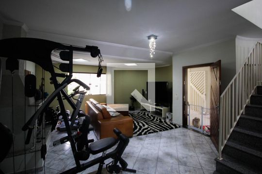 Sala de casa à venda com 4 quartos, 310m² em Vila Liviero, São Paulo