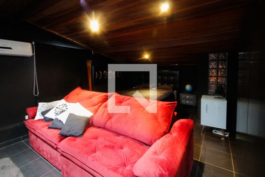 Quarto 4 / Sotão de casa à venda com 4 quartos, 310m² em Vila Liviero, São Paulo