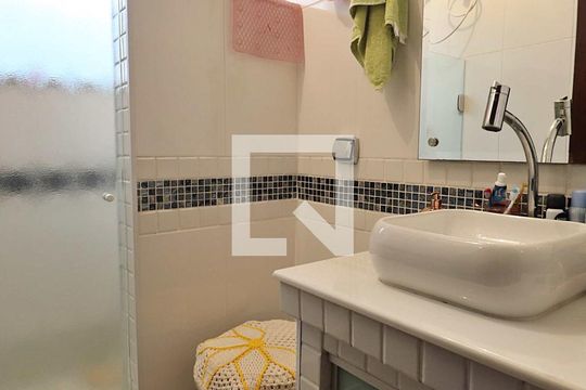 Banheiro da Suíte de casa à venda com 3 quartos, 283m² em Campestre, Santo André