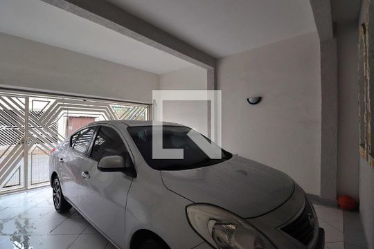 Garagem de casa à venda com 3 quartos, 283m² em Campestre, Santo André