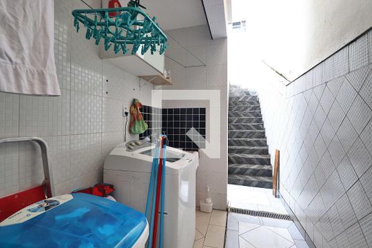 Área de Serviço de casa à venda com 3 quartos, 283m² em Campestre, Santo André