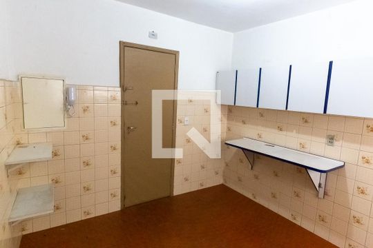 Cozinha de apartamento à venda com 2 quartos, 90m² em Bom Retiro, São Paulo