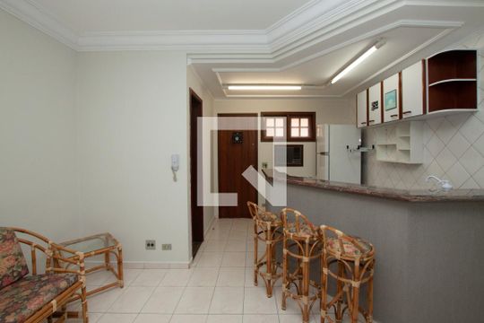 Sala/Cozinha de casa de condomínio para alugar com 2 quartos, 58m² em Jardim Santa Genoveva, Guarujá