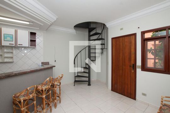 Sala/Cozinha de casa de condomínio para alugar com 2 quartos, 58m² em Jardim Santa Genoveva, Guarujá