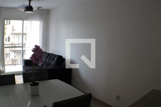 Sala de apartamento à venda com 3 quartos, 67m² em Pechincha, Rio de Janeiro