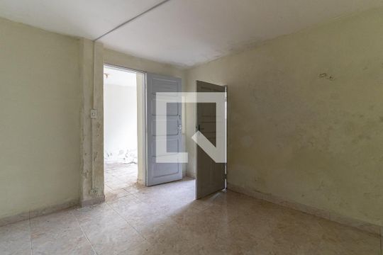Quarto da Edícula de casa à venda com 3 quartos, 180m² em Vila da Saúde, São Paulo