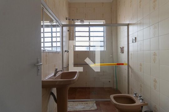 Banheiro de casa à venda com 3 quartos, 180m² em Vila da Saúde, São Paulo