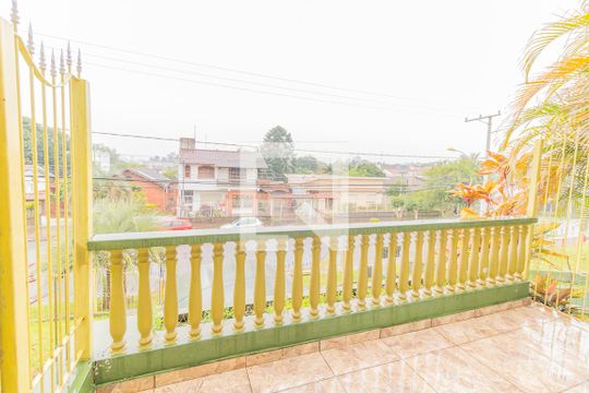 Sacada de casa à venda com 3 quartos, 253m² em Cristo Rei, São Leopoldo