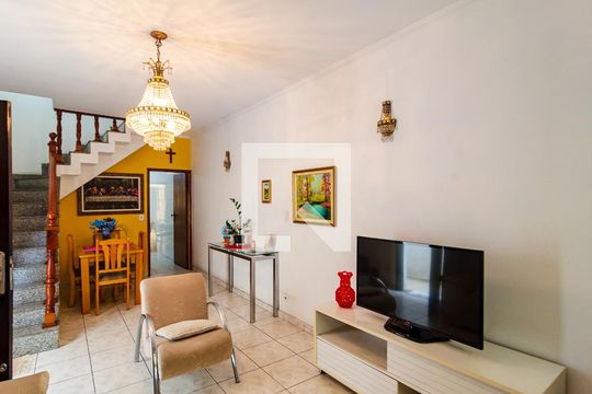Sala de casa à venda com 4 quartos, 150m² em Vila Babilônia, São Paulo