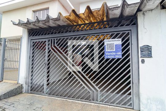 Fachada de casa à venda com 4 quartos, 150m² em Vila Babilônia, São Paulo