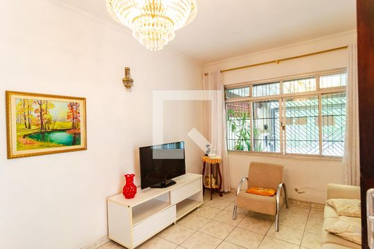 Sala de casa à venda com 4 quartos, 150m² em Vila Babilônia, São Paulo