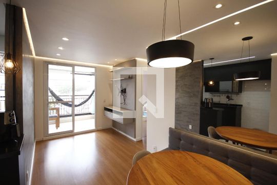 Sala de apartamento para alugar com 2 quartos, 59m² em Cambuci, São Paulo