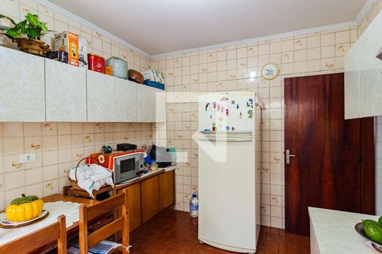 Cozinha de casa à venda com 3 quartos, 274m² em Vila Guarani (zona Sul), São Paulo