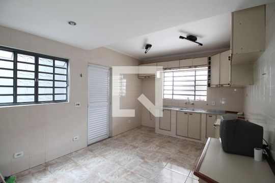 Cozinha de casa à venda com 4 quartos, 240m² em Vila Ré, São Paulo
