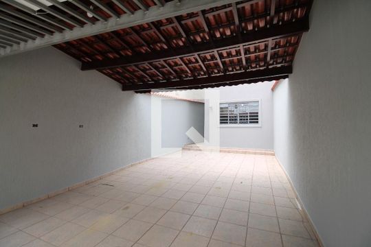 Garagem de casa à venda com 4 quartos, 240m² em Vila Ré, São Paulo