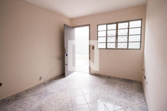 Casa para alugar com 2 quartos, 65m² em Cidade Líder, São Paulo