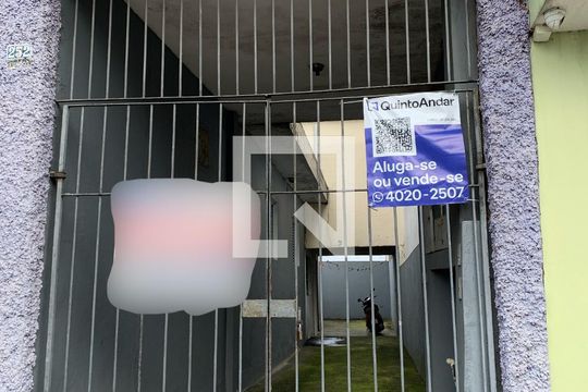 Fachada de casa para alugar com 2 quartos, 65m² em Cidade Líder, São Paulo