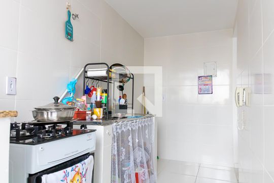 Cozinha de apartamento para alugar com 2 quartos, 60m² em Quintino Bocaiúva, Rio de Janeiro
