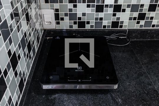Cozinha de apartamento para alugar com 1 quarto, 29m² em Pinheiros, São Paulo