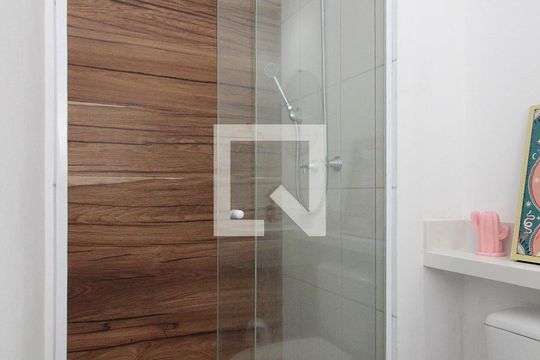 Banheiro da Suíte de apartamento para alugar com 1 quarto, 35m² em República, São Paulo