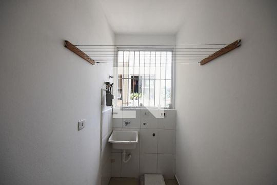 Área de serviço de apartamento à venda com 2 quartos, 65m² em Vila Santa Luzia, Taboão da Serra