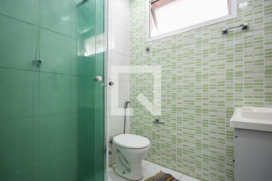 Banheiro de apartamento à venda com 2 quartos, 65m² em Vila Santa Luzia, Taboão da Serra