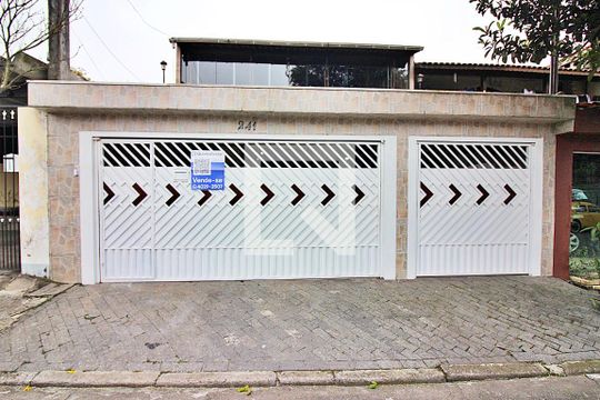 Fachada de casa à venda com 3 quartos, 220m² em Demarchi, São Bernardo do Campo