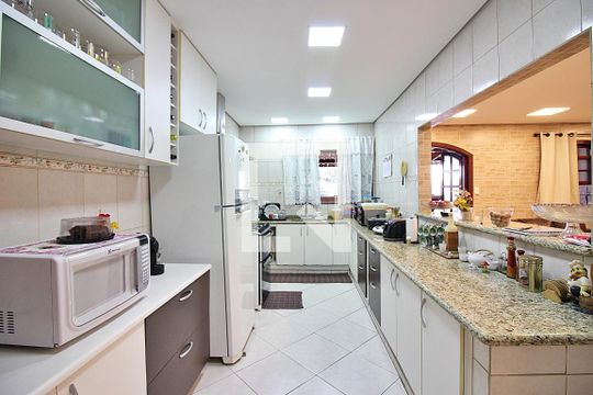 Cozinha de casa à venda com 3 quartos, 220m² em Demarchi, São Bernardo do Campo