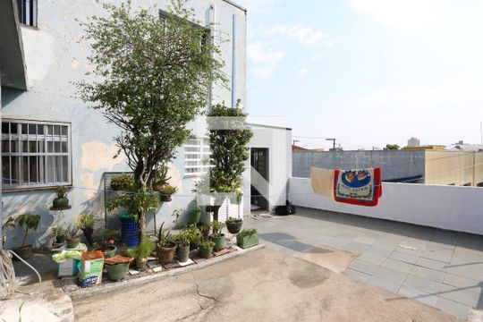 Quintal de casa à venda com 5 quartos, 298m² em Cangaíba, São Paulo